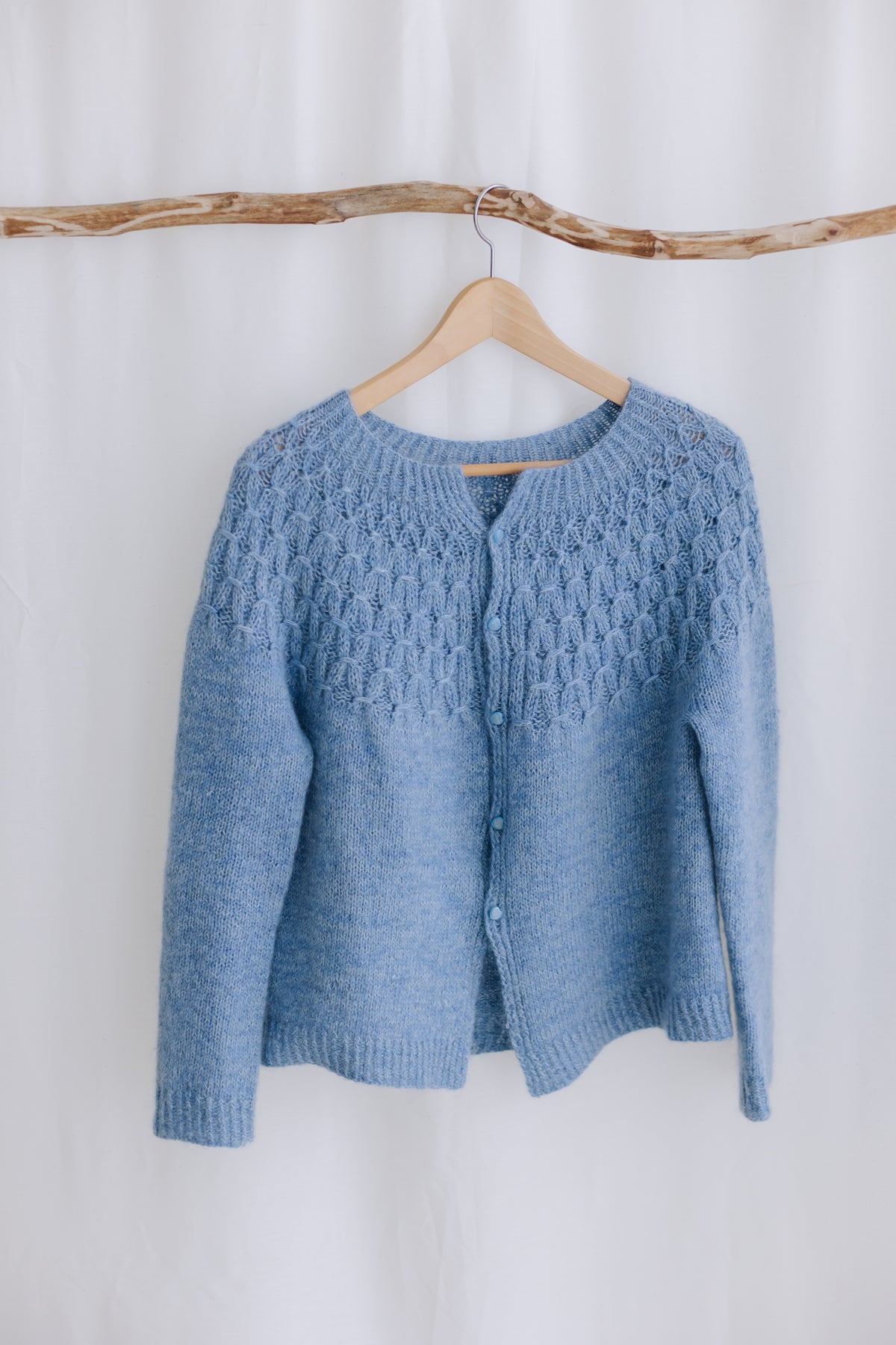 Skye – Cardigan Knitting Pattern – PDF